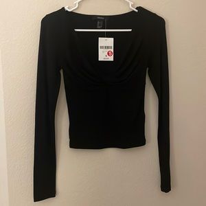 Black long sleeve crop top